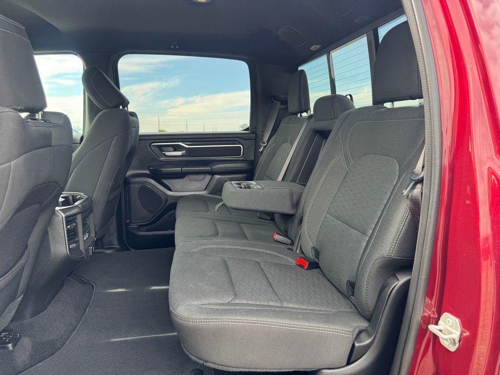Used 2025 RAM 1500 Big Horn AWD/4WD image 15
