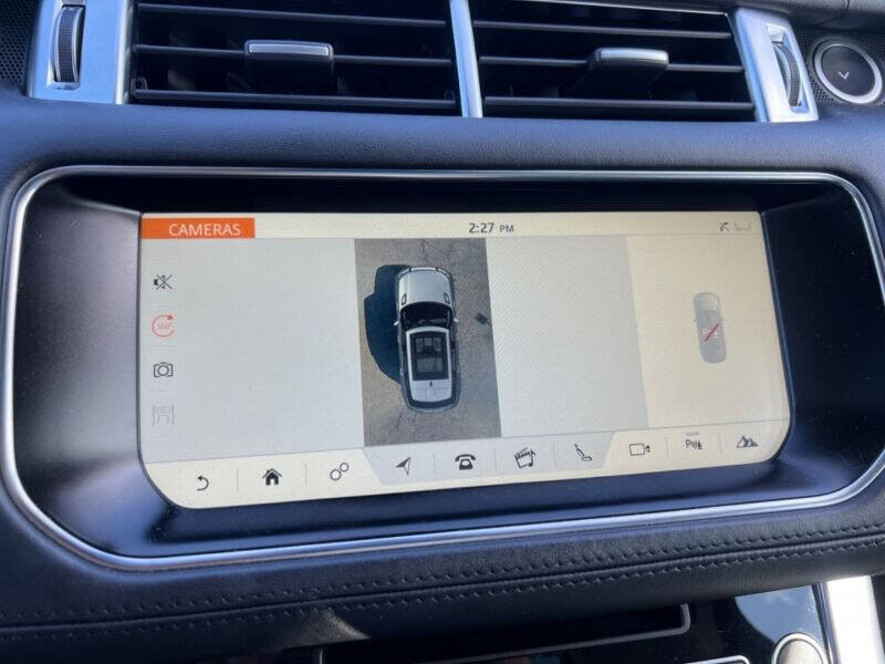 Used 2017 Land Rover Range Rover Sport HSE image 15