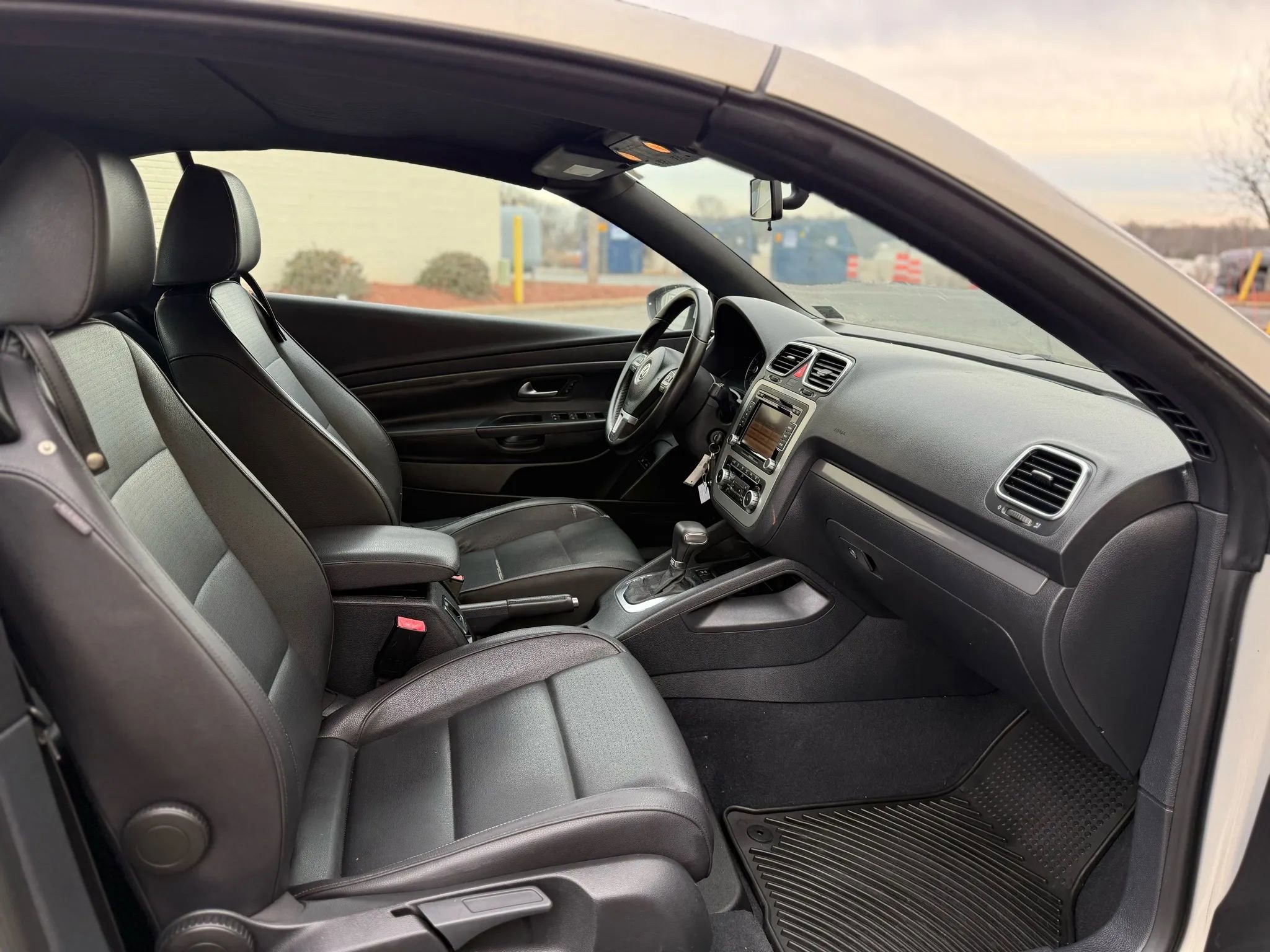 Used 2010 Volkswagen Eos Komfort image 24