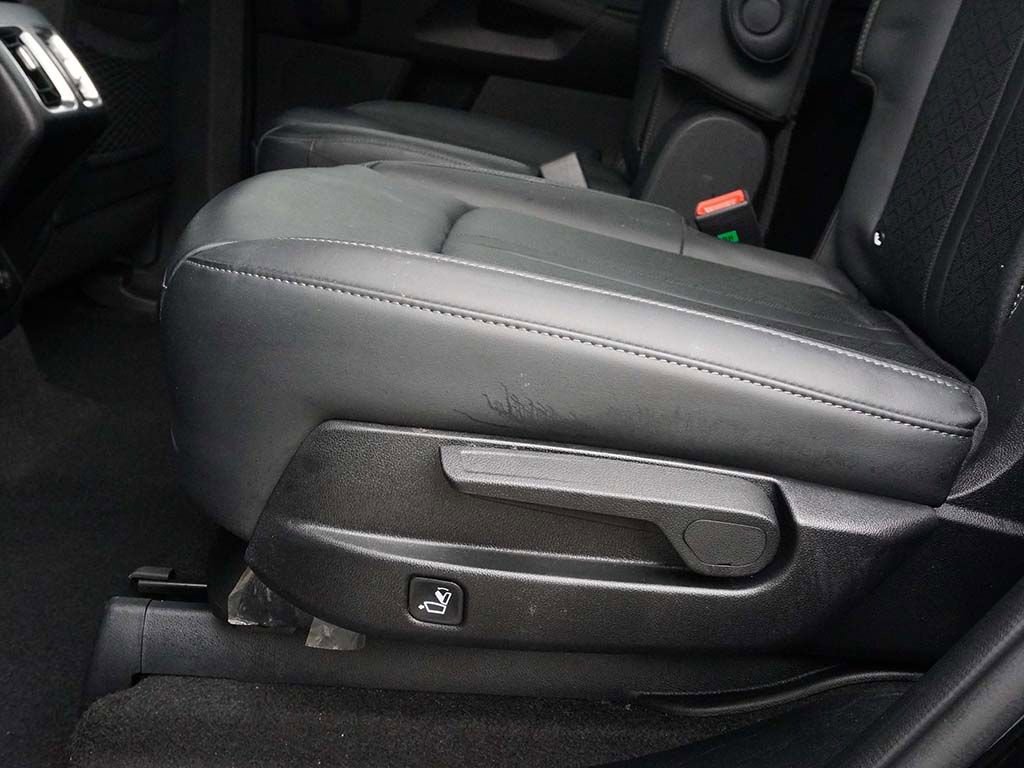 Used 2022 Kia Sorento S FWD image 35