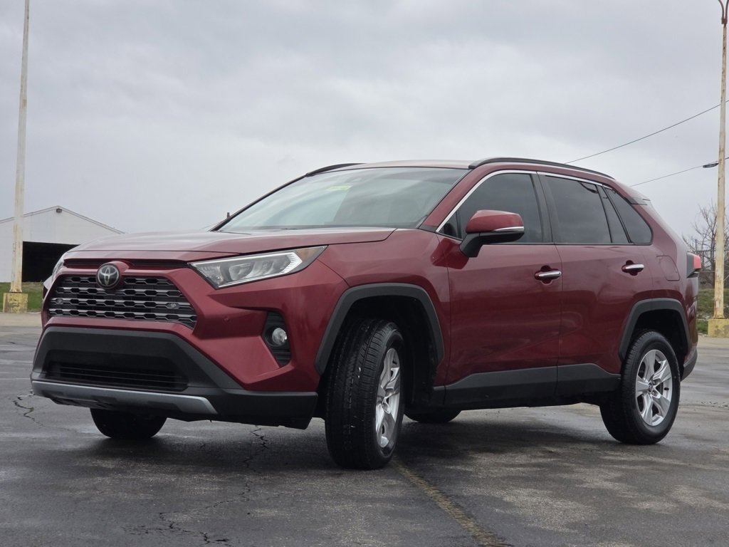 Used 2020 Toyota RAV4 Limited image 20