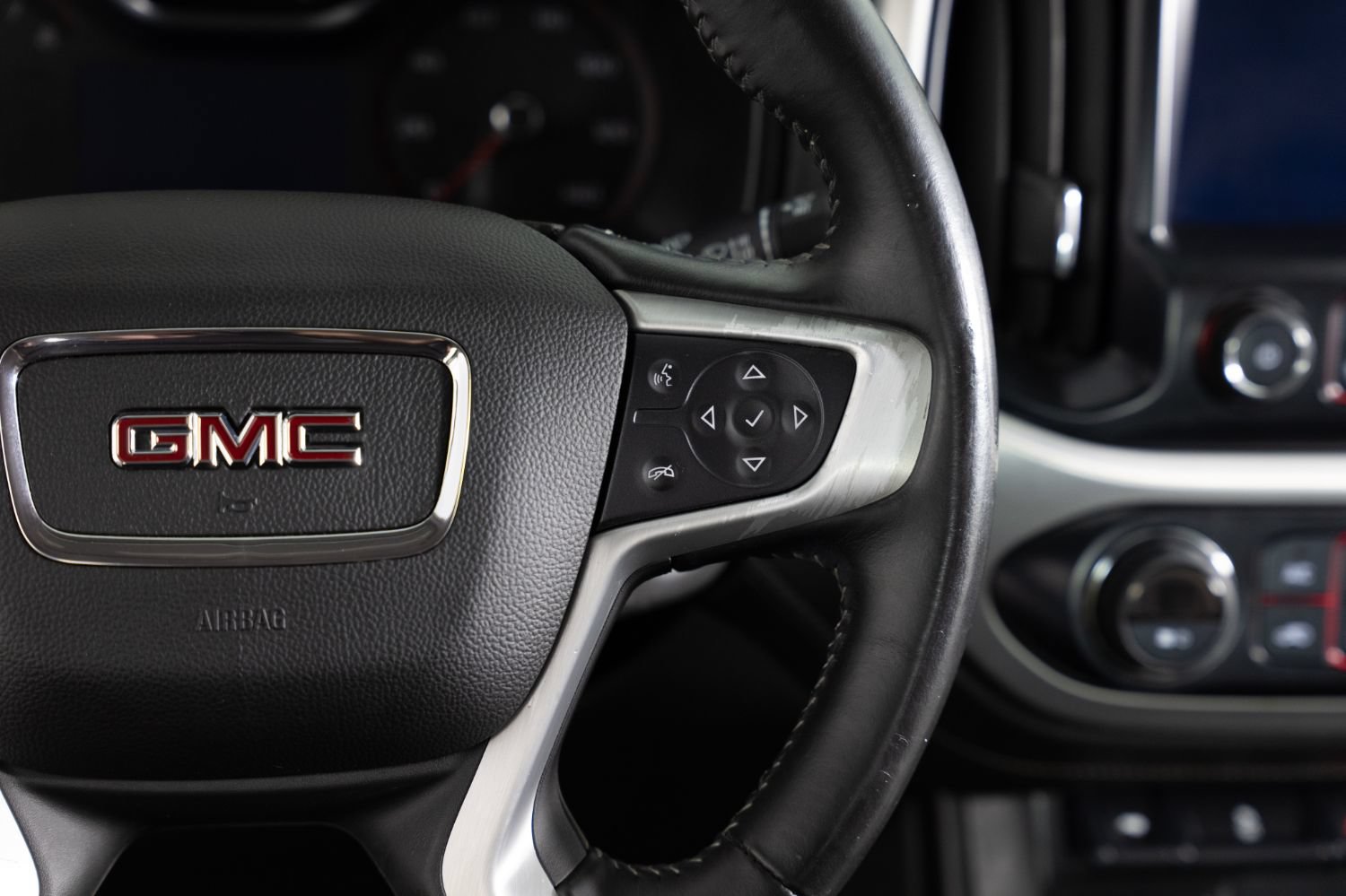 Used 2016 GMC Canyon SLT w/ Driver Alert Package RWD image 31