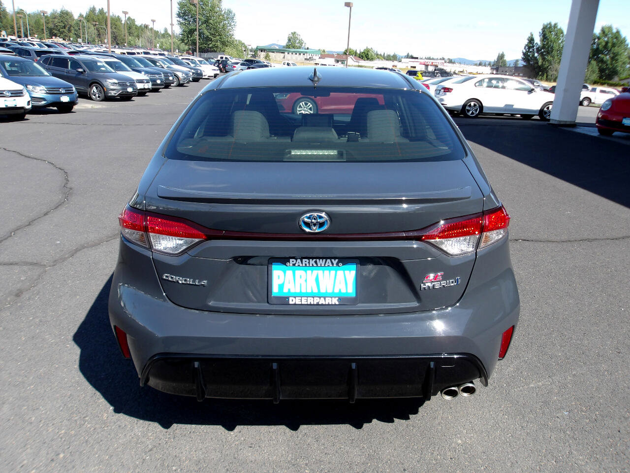 Used 2024 Toyota Corolla SE w/ SE Package AWD/4WD image 4