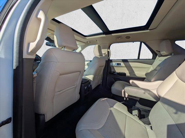 Used 2021 Ford Explorer Platinum w/ Equipment Group 601A image 17