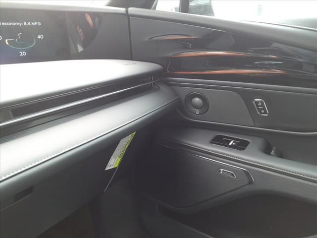 New 2024 Lincoln Nautilus Premier w/ Equipment Group 102A AWD/4WD image 16