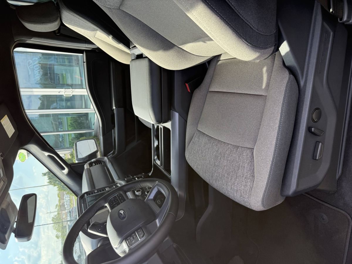 Used 2025 Ford F150 XLT w/ Equipment Group 302A MID image 13