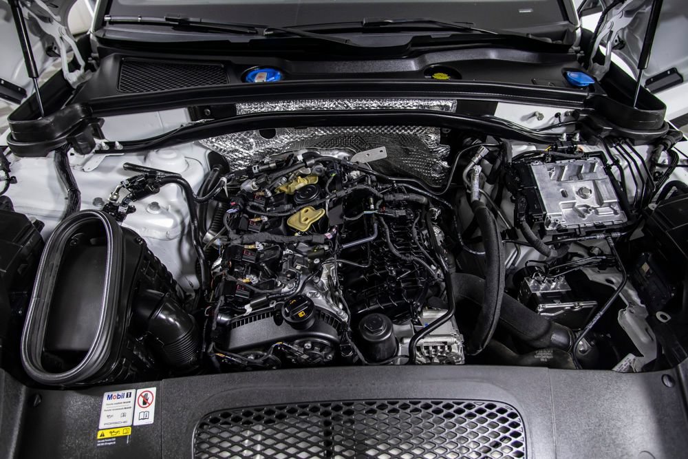 Used 2024 Porsche Macan w/ Premium Plus Package AWD/4WD image 49