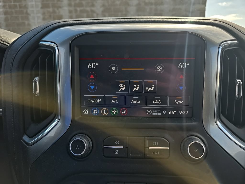Used 2021 Chevrolet Silverado 1500 LTZ w/ Z71 Off-Road Package AWD/4WD image 21