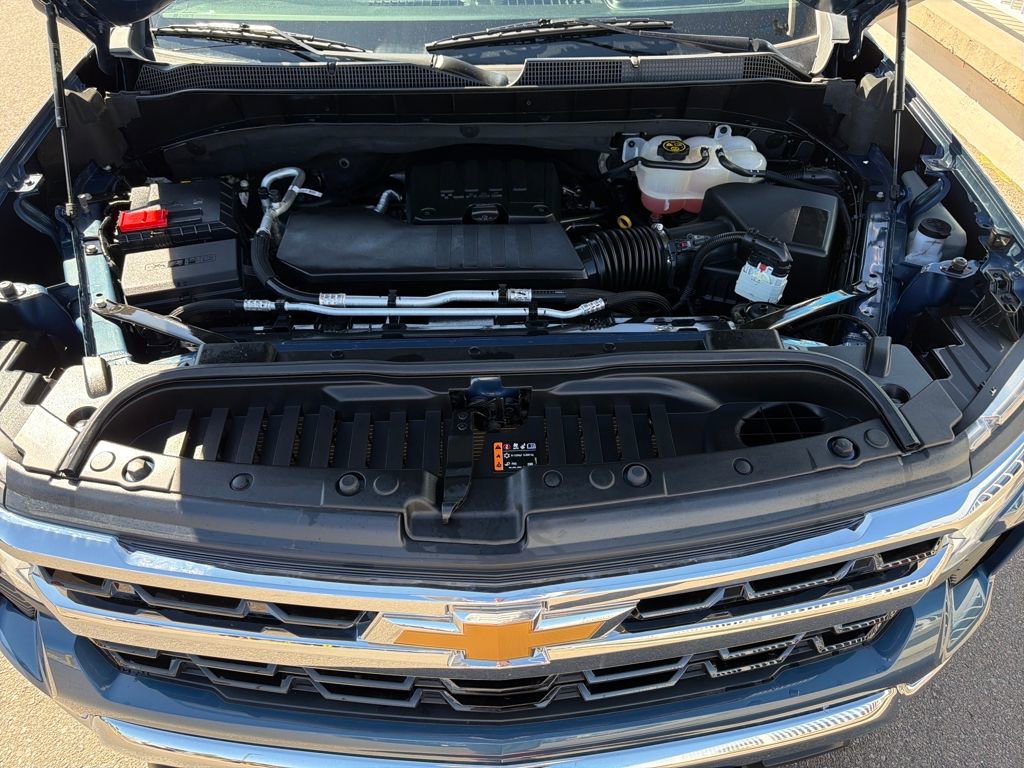 Used 2024 Chevrolet Silverado 1500 LT image 21
