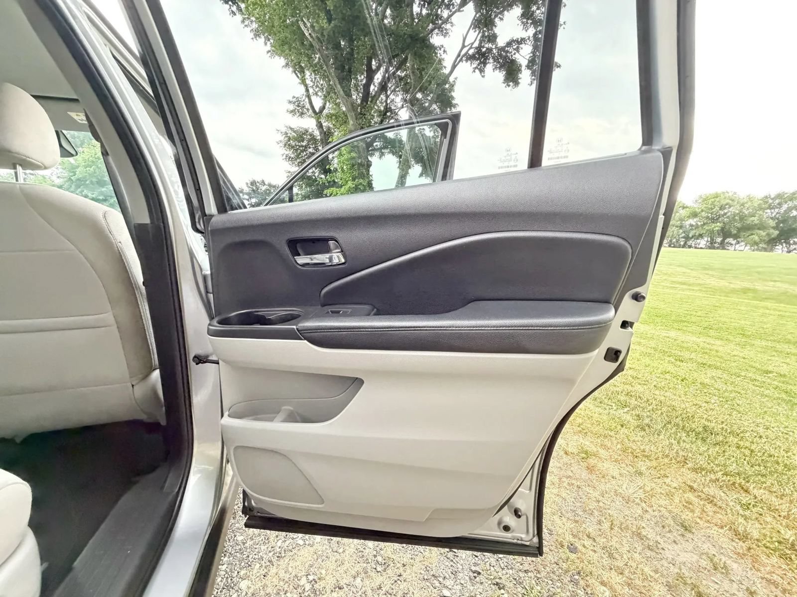 Used 2020 Honda Pilot EX image 46