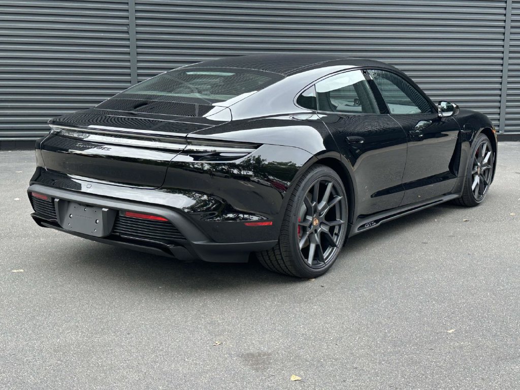 New 2026 Porsche Taycan GTS AWD/4WD image 5