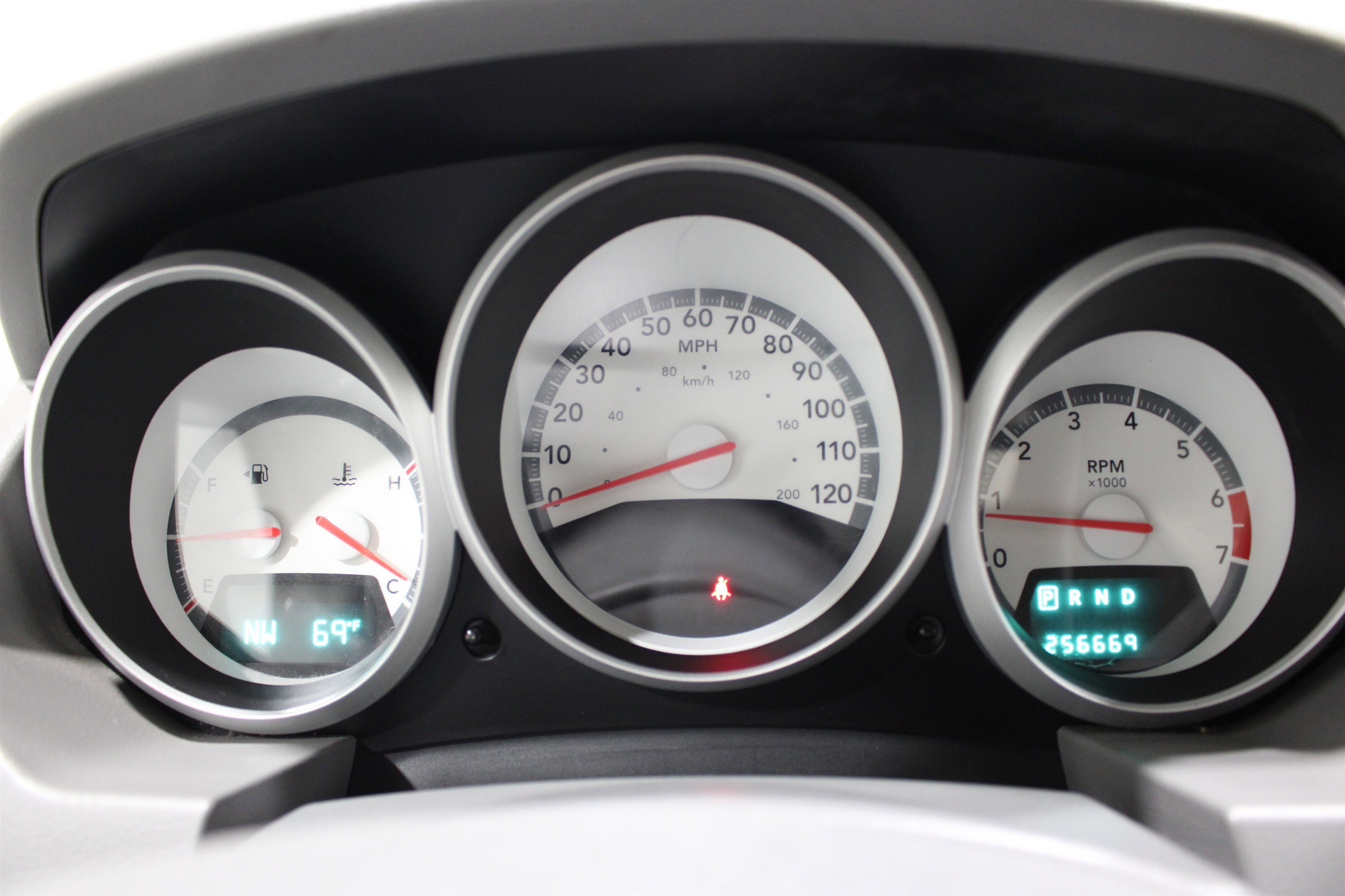 Used 2010 Dodge Grand Caravan SE FWD image 10