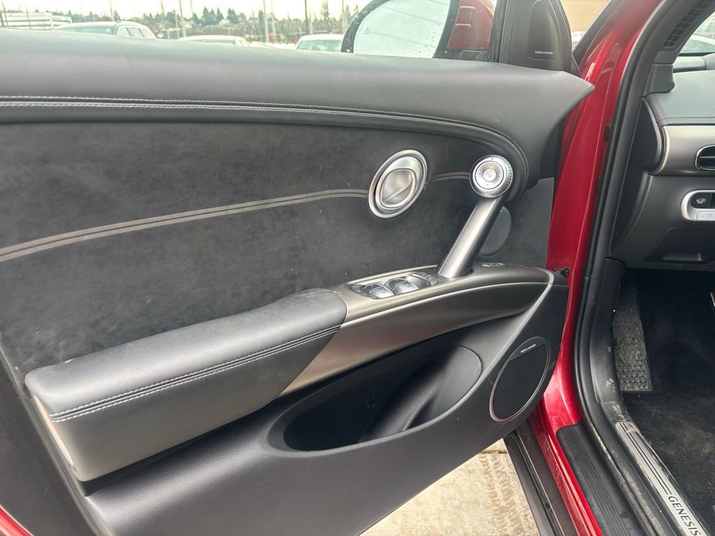 Used 2023 Genesis GV60 Performance image 8