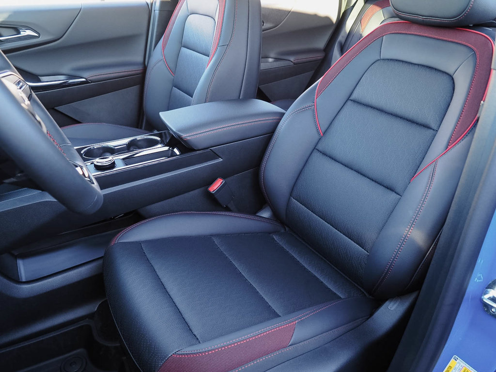 New 2027 Chevrolet Equinox RS w/ LPO, Floor Liner Package AWD/4WD image 13