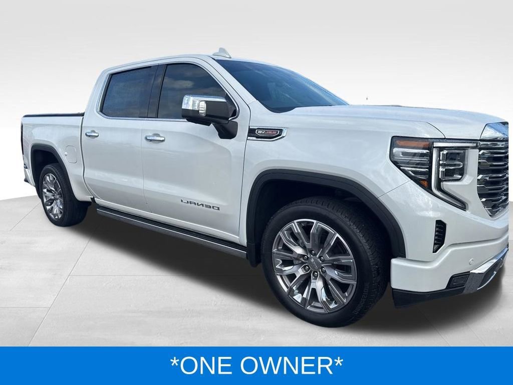 Used 2024 GMC Sierra 1500 Denali AWD/4WD image 3