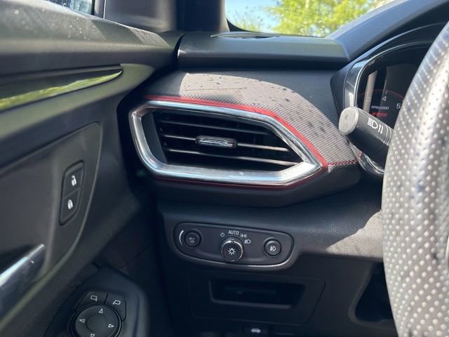 Used 2023 Chevrolet TrailBlazer RS AWD/4WD image 17