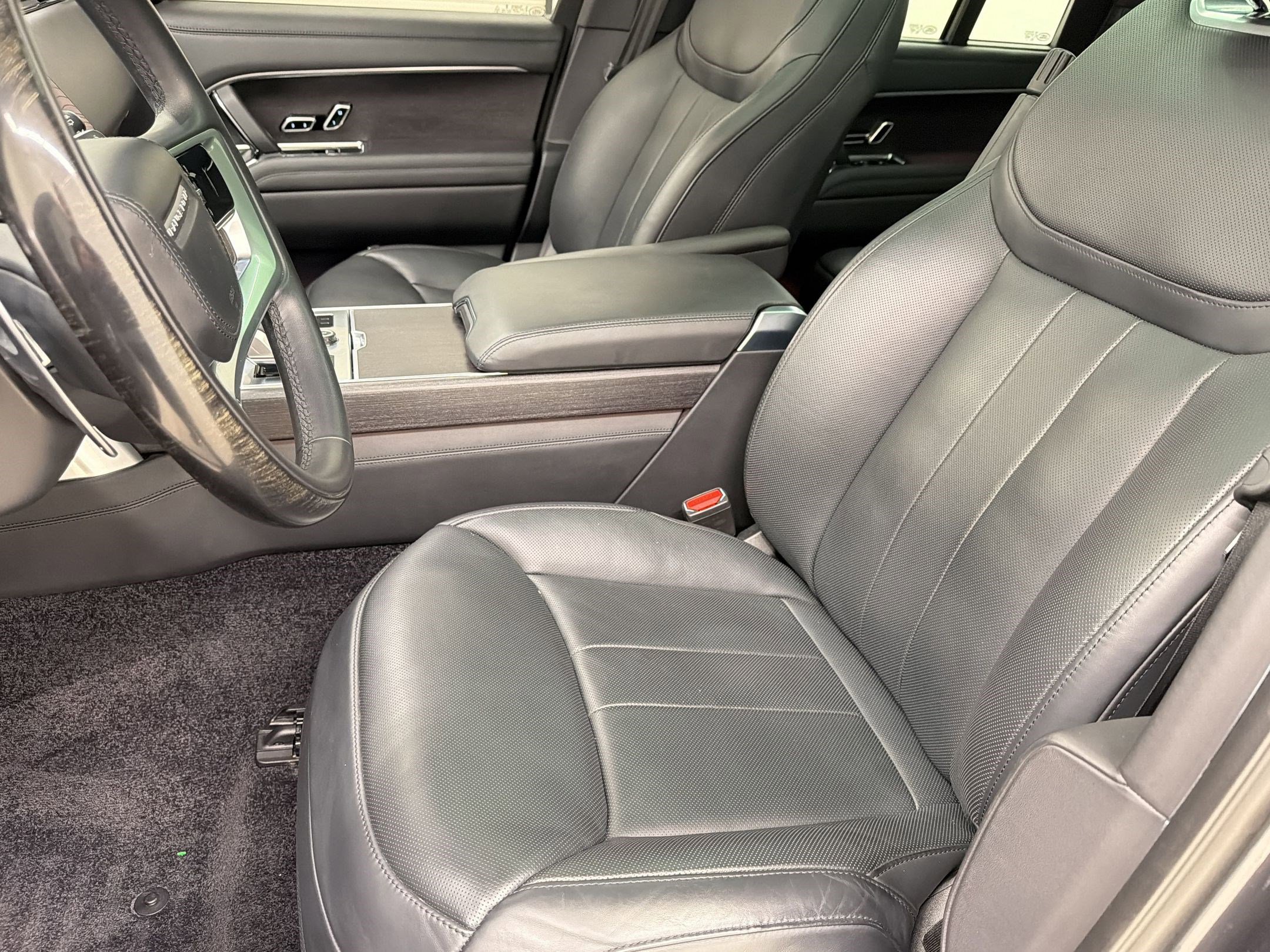 Used 2023 Land Rover Range Rover SE image 5