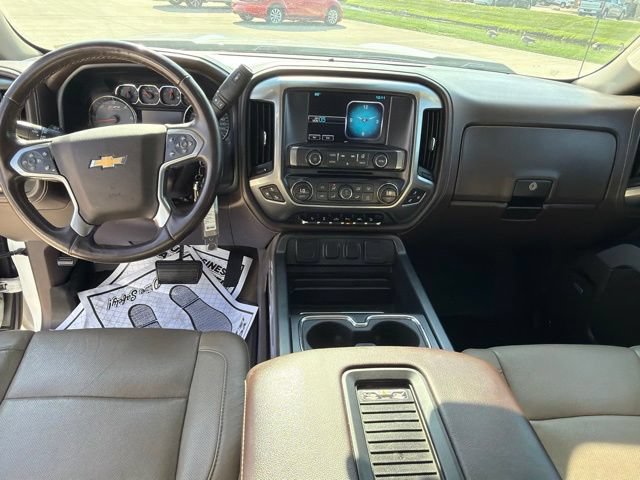 Used 2016 Chevrolet Silverado 1500 LTZ Z71 w/ LTZ Plus Package AWD/4WD image 27