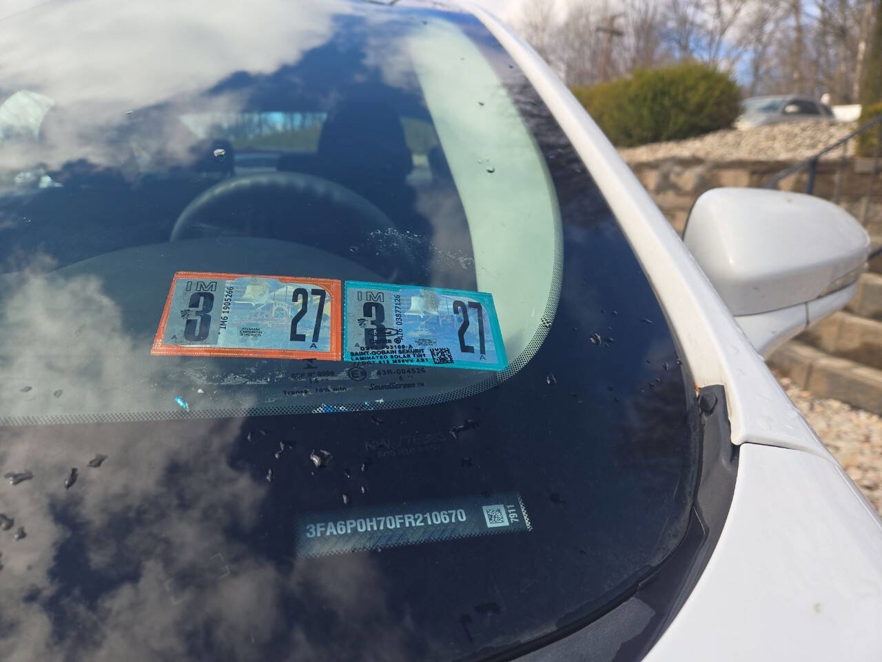 Used 2015 Ford Fusion SE image 9