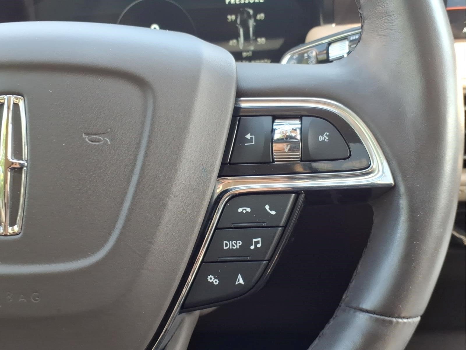 Used 2023 Lincoln Nautilus Reserve FWD image 21