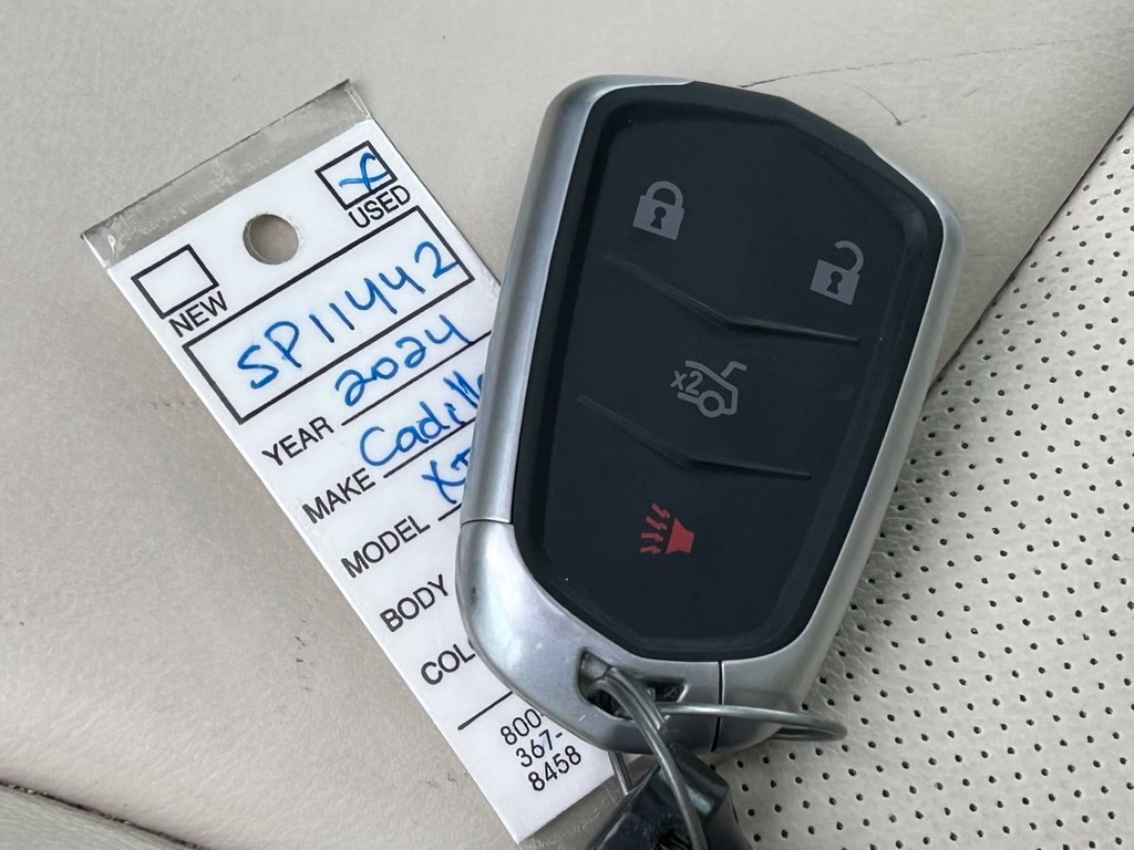 Used 2024 Cadillac XT6 Premium Luxury w/ Technology Package FWD image 59