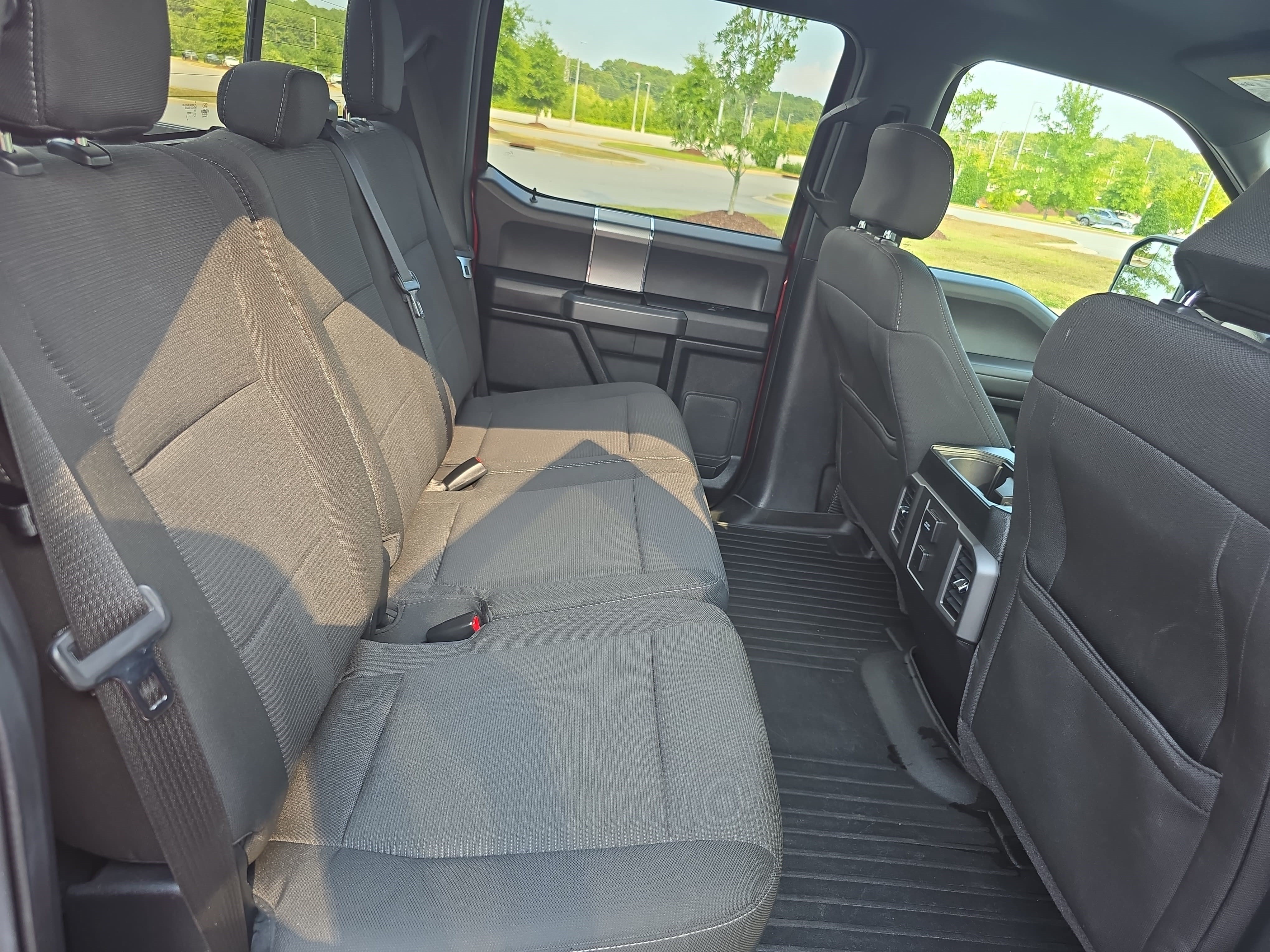 Used 2015 Ford F150 XLT w/ Equipment Group 302A Luxury RWD image 12