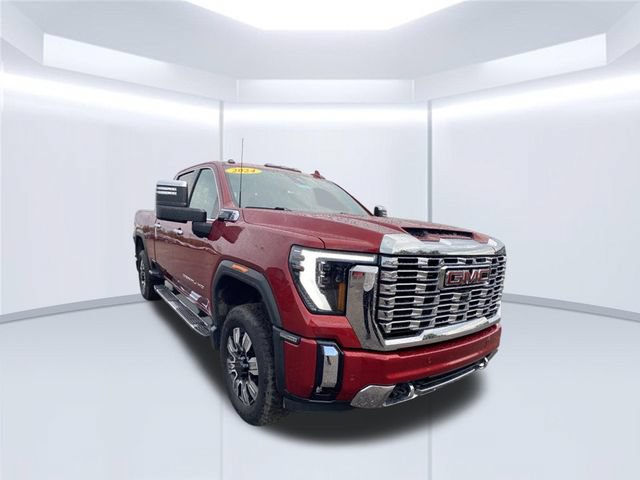 Certified 2024 GMC Sierra 2500 Denali w/ Technology Package AWD/4WD image 2