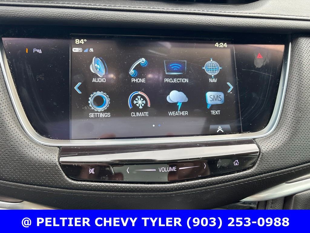 Used 2018 Cadillac XT5 Luxury w/ Driver Awareness Package FWD image 16