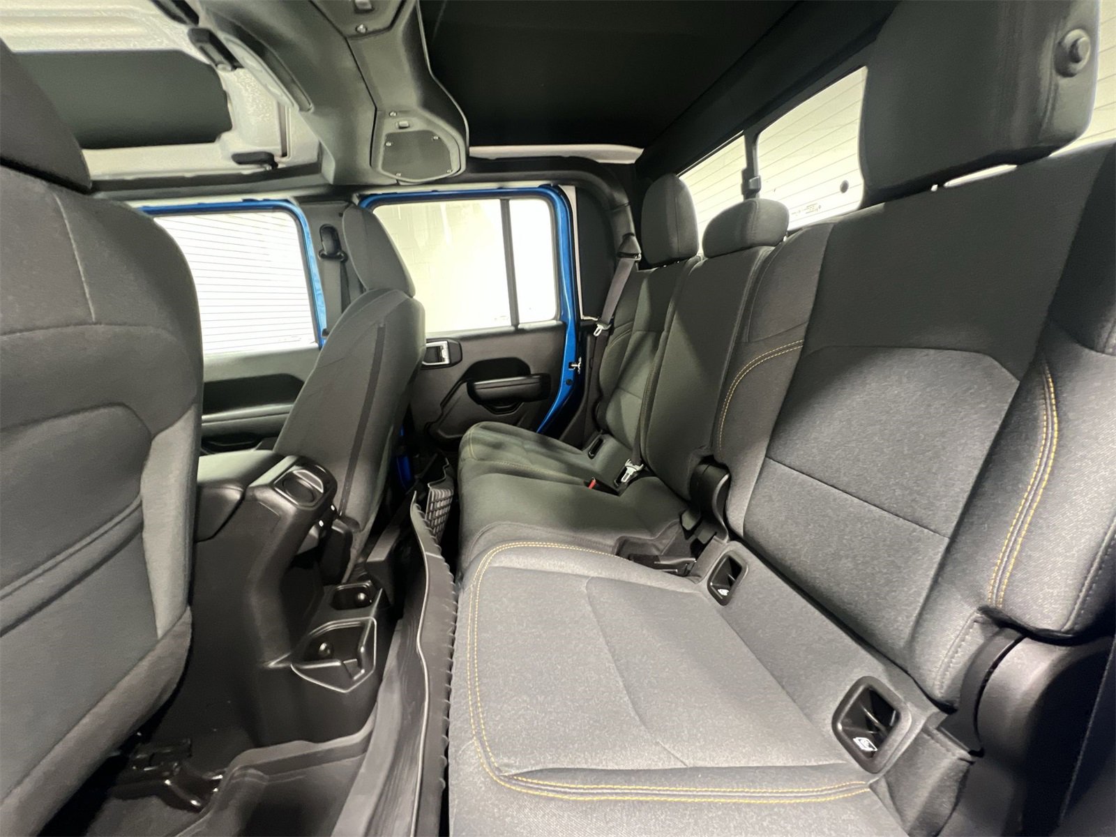 Used 2024 Jeep Gladiator Sport image 21