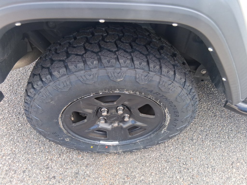 Used 2022 Jeep Wrangler Sport AWD/4WD image 5