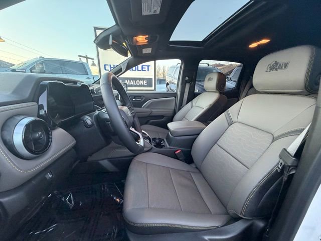 Used 2026 Chevrolet Colorado ZR2 w/ ZR2 Bison Edition image 11