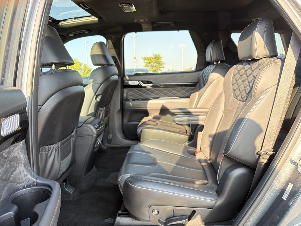 Used 2022 Hyundai Palisade Calligraphy FWD image 13