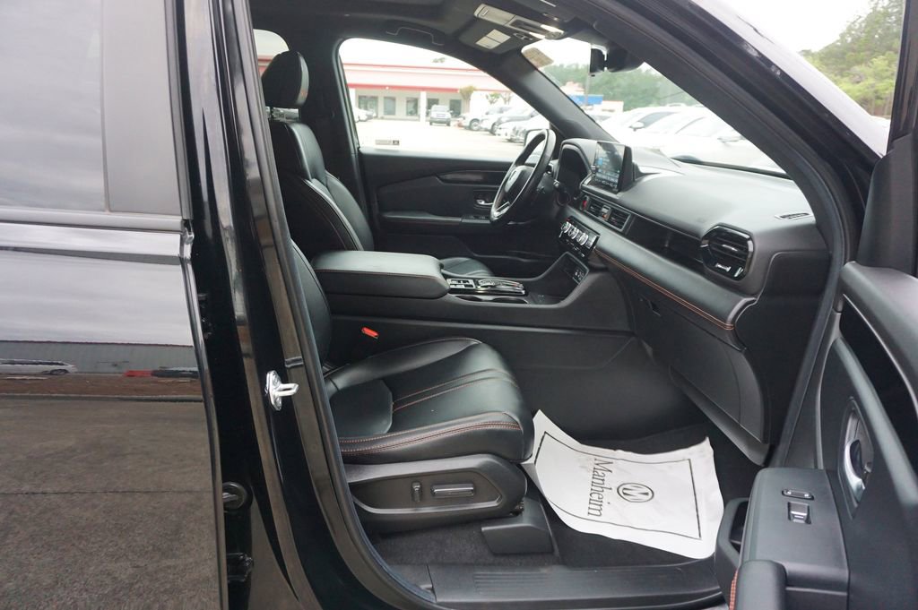 Used 2024 Honda Pilot TrailSport image 20