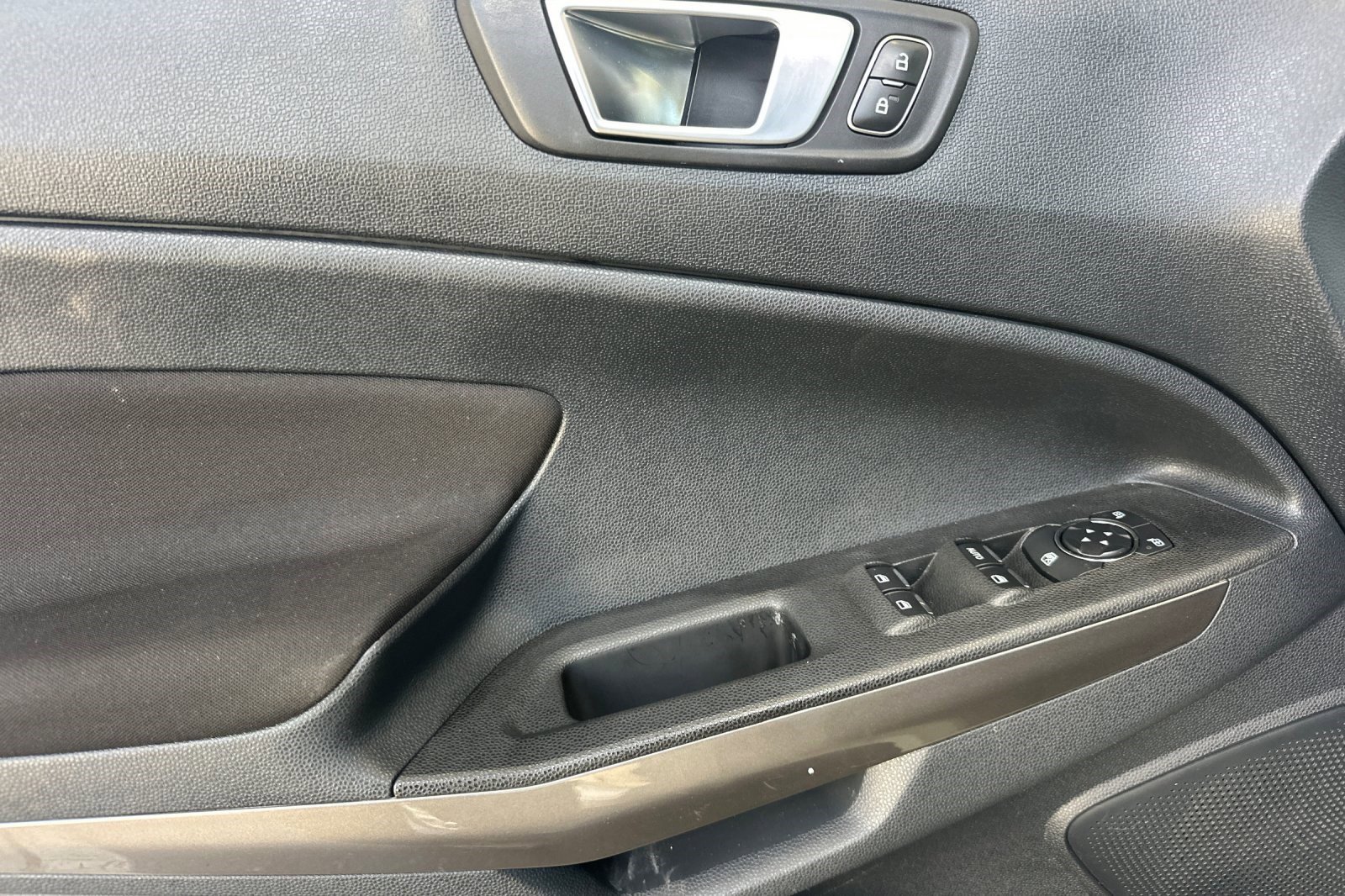 Used 2019 Ford EcoSport SE w/ SE Convenience Package FWD image 12
