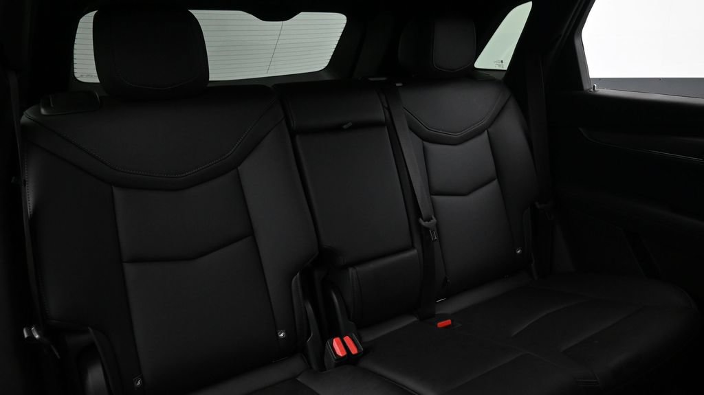 Certified 2023 Cadillac XT5 Luxury FWD image 12