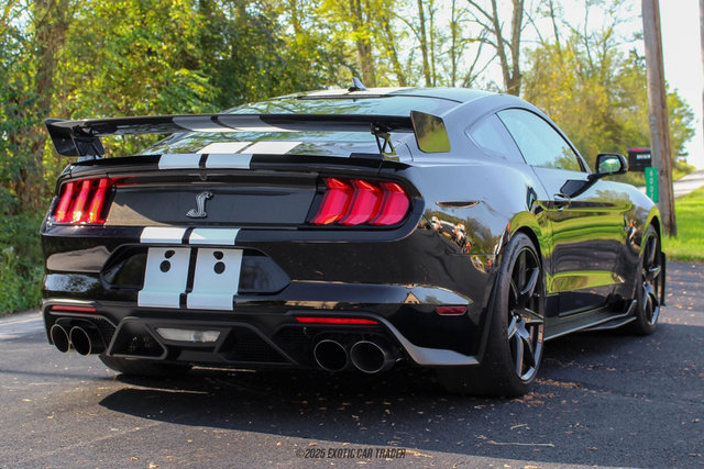 Used 2022 Ford Mustang Shelby GT500 w/ Carbon Fiber Track Pack image 8