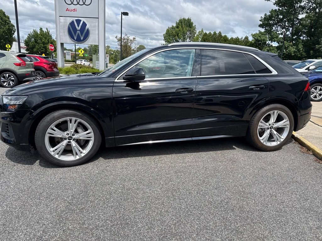Used 2023 Audi Q8 Prestige w/ Prestige Package AWD/4WD image 12