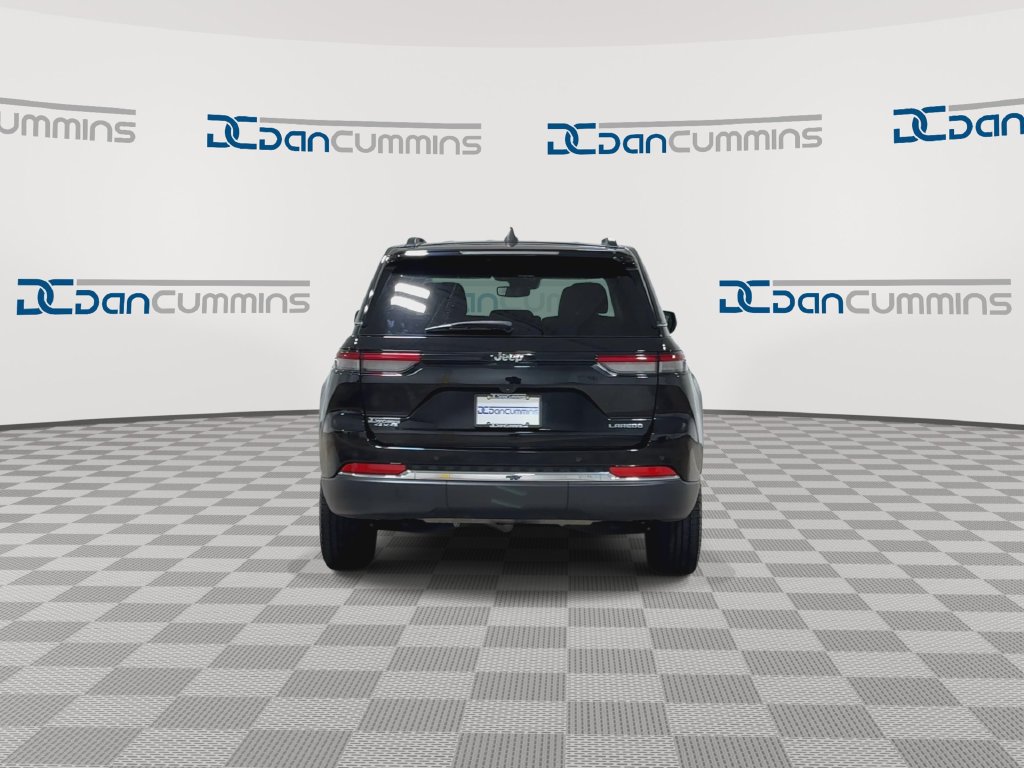 Used 2023 Jeep Grand Cherokee Laredo w/ Luxury Tech Group I AWD/4WD image 7