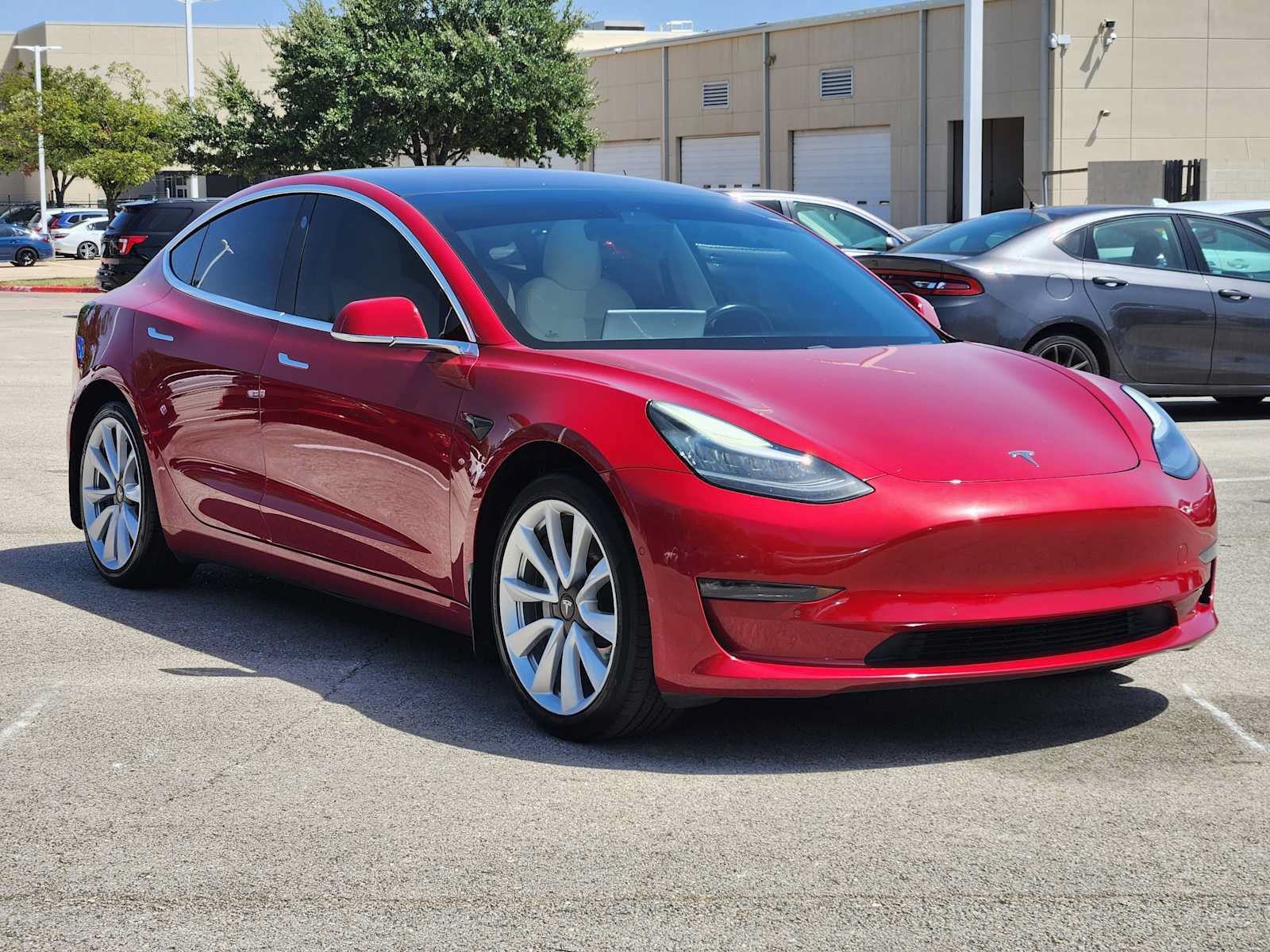 Used 2018 Tesla Model 3 Mid Range RWD image 3