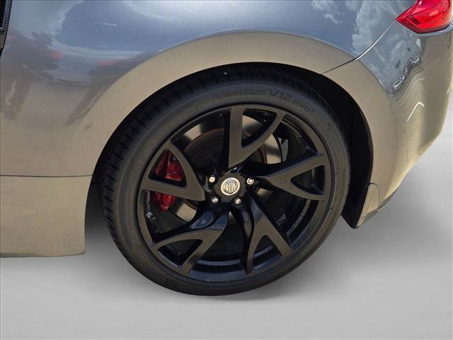 Used 2016 Nissan 370Z Coupe RWD image 20