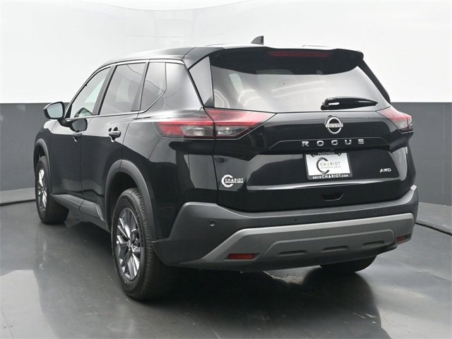 Used 2023 Nissan Rogue S image 4