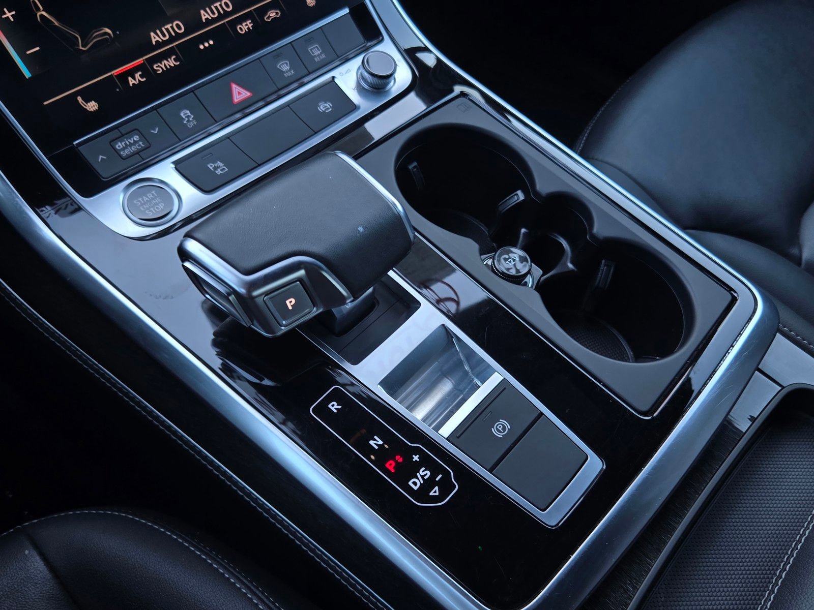 Used 2025 Audi Q7 3.0T Premium Plus image 19