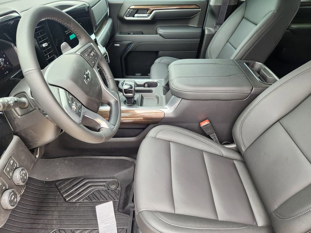 New 2026 Chevrolet Silverado 1500 LT Trail Boss w/ LT Trail Boss Premium Package AWD/4WD image 9