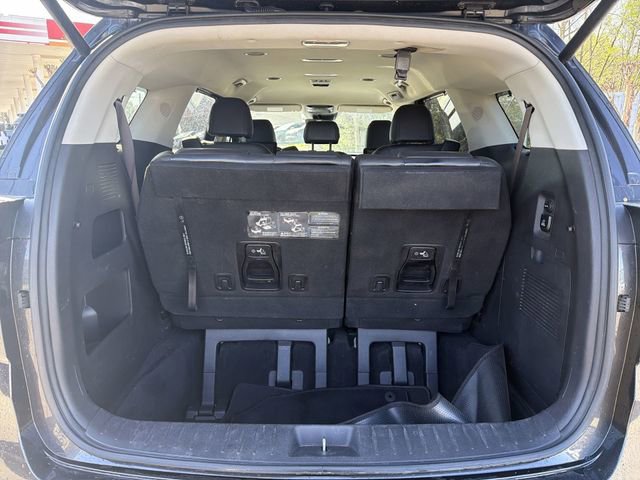 Used 2022 Kia Carnival SX image 24