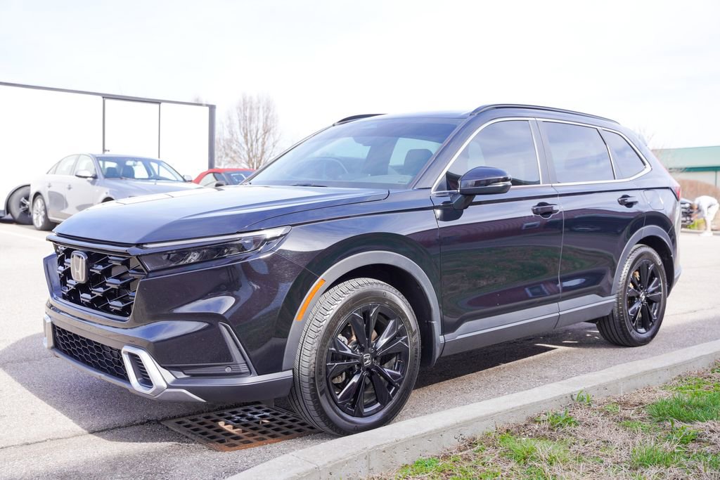 Used 2024 Honda CR-V Sport Touring image 3