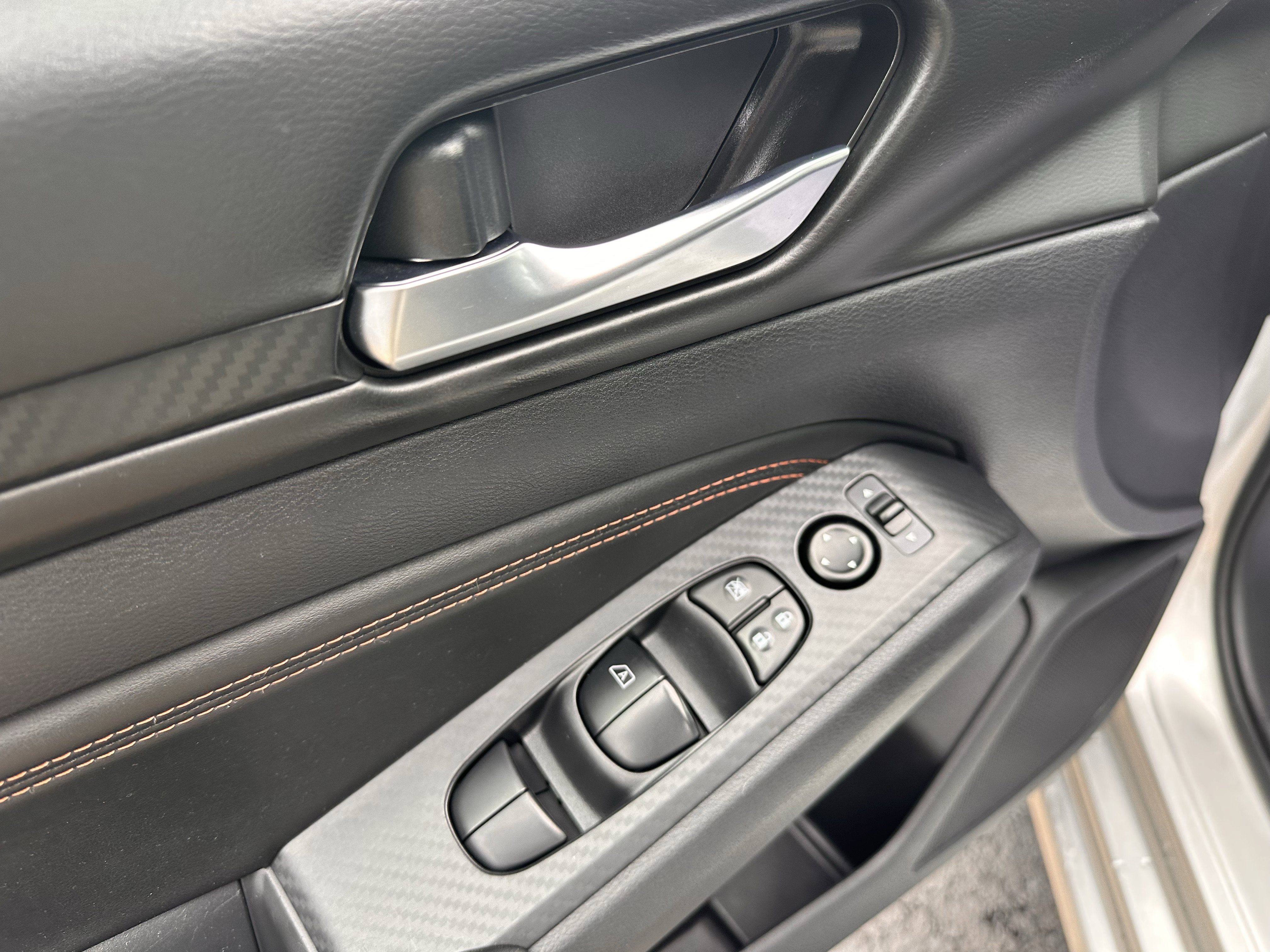 Used 2020 Nissan Altima 2.5 SR w/ Premium Package image 5