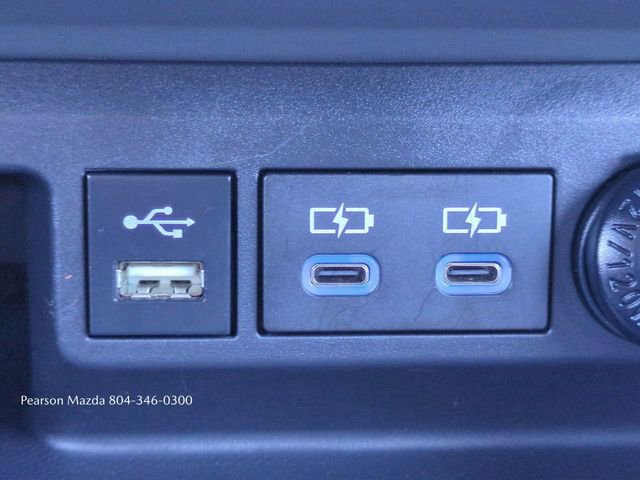 Used 2022 Toyota Highlander XLE image 24