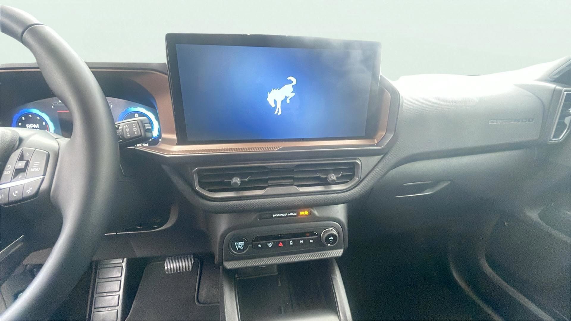 Certified 2025 Ford Bronco Sport Outer Banks w/ Outer Banks Tech Package+ image 13