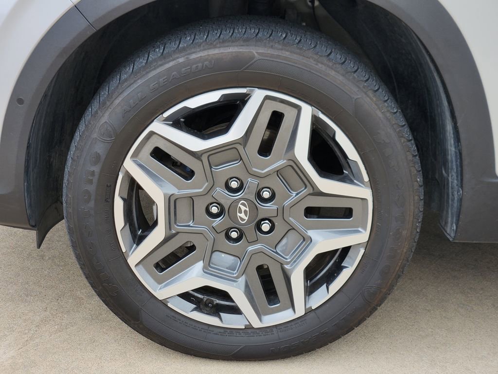 Used 2022 Hyundai Santa Fe Limited w/ Cargo Package image 17