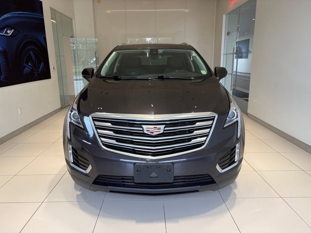 Used 2018 Cadillac XT5 Luxury w/ Driver Awareness Package AWD/4WD image 8